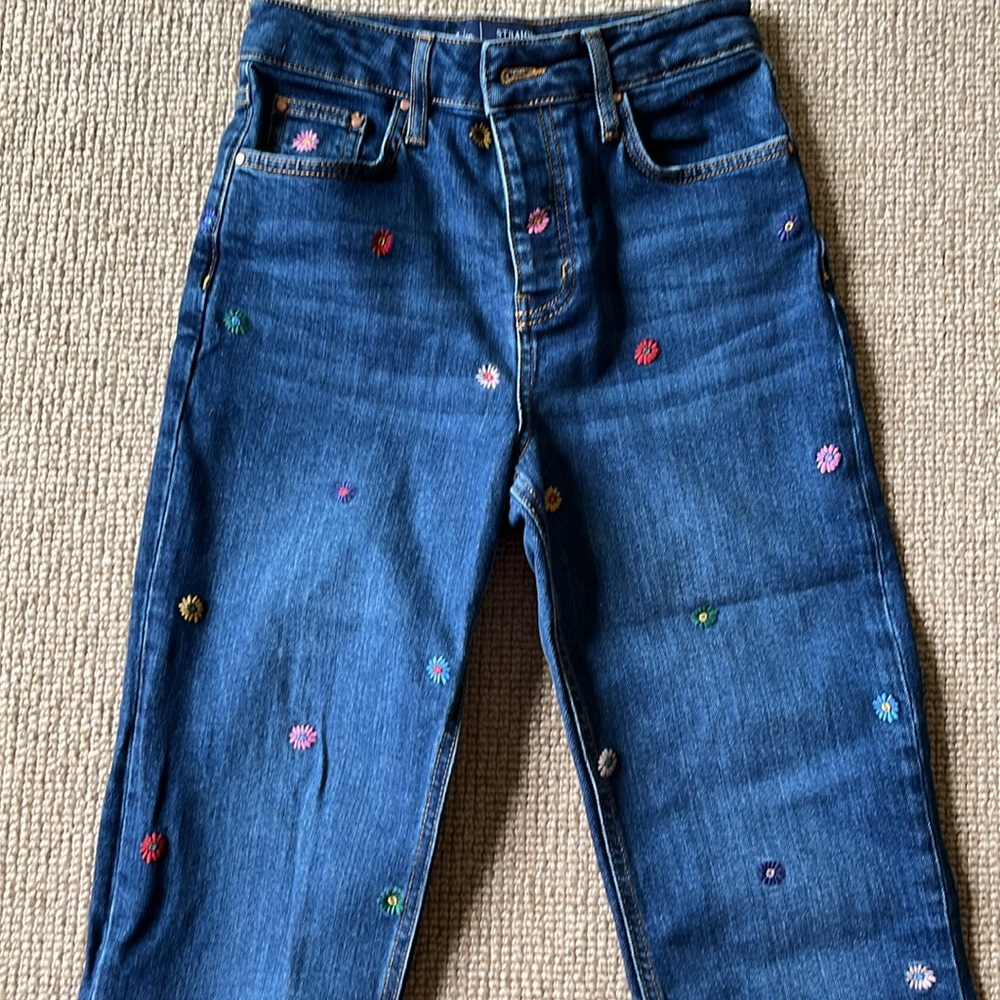 Boden straight flower 🌺 jeans sz 2